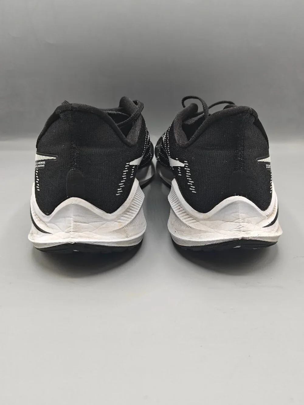 NIKE AIR ZOOM VOMERO 14 MENS RUNNING SHOES BLACK WHITE RARE CK1969-001 SIZE 12